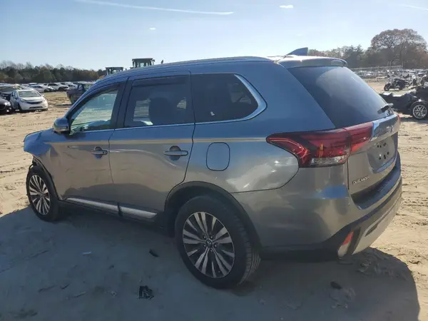 JA4AD3A31LZ020982 2020 MITSUBISHI OUTLANDER - Image 2