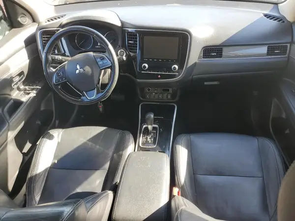 JA4AD3A31LZ020982 2020 MITSUBISHI OUTLANDER - Image 8
