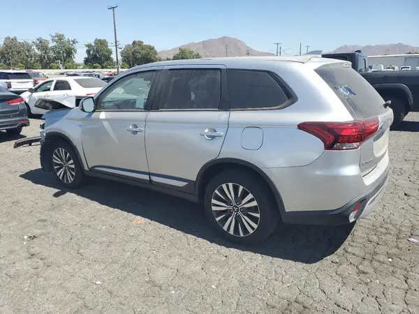 JA4AD3A31LZ023784 2020 MITSUBISHI OUTLANDER - Image 2