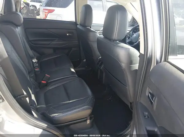 JA4AD3A31LZ024675 2020 MITSUBISHI OUTLANDER - Image 8