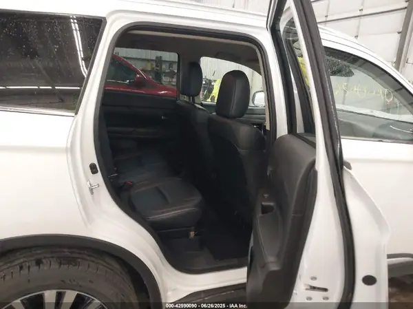 JA4AD3A31LZ029391 2020 MITSUBISHI OUTLANDER - Image 8