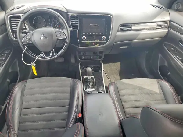 JA4AD3A31LZ032405 2020 MITSUBISHI OUTLANDER - Image 8