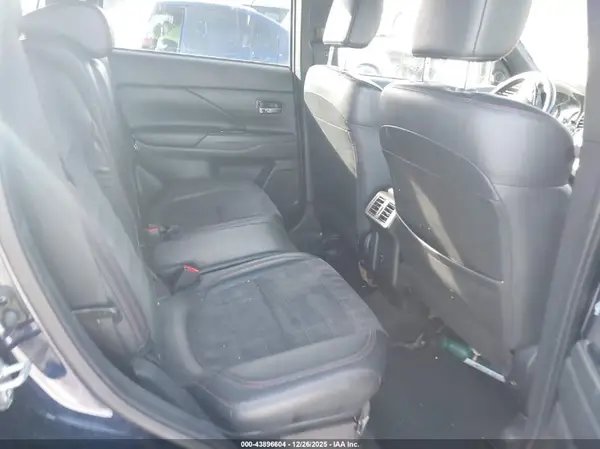JA4AD3A31LZ035630 2020 MITSUBISHI OUTLANDER - Image 8