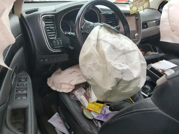 JA4AD3A31LZ039967 2020 MITSUBISHI OUTLANDER - Image 8