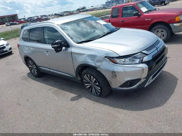 JA4AD3A31LZ043176 2020 MITSUBISHI OUTLANDER - Image 1
