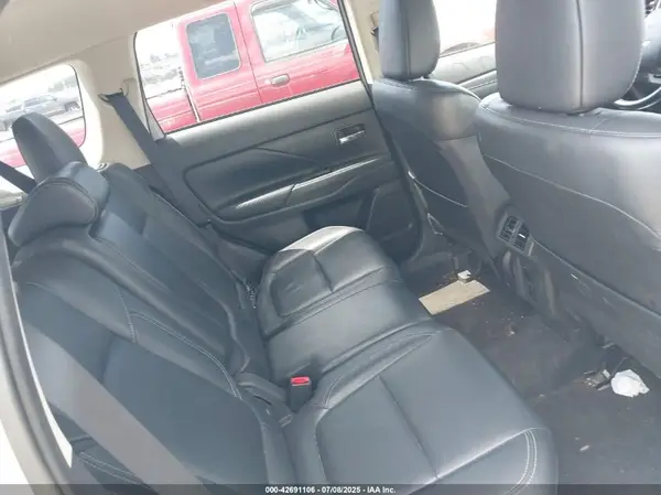 JA4AD3A31LZ043176 2020 MITSUBISHI OUTLANDER - Image 8