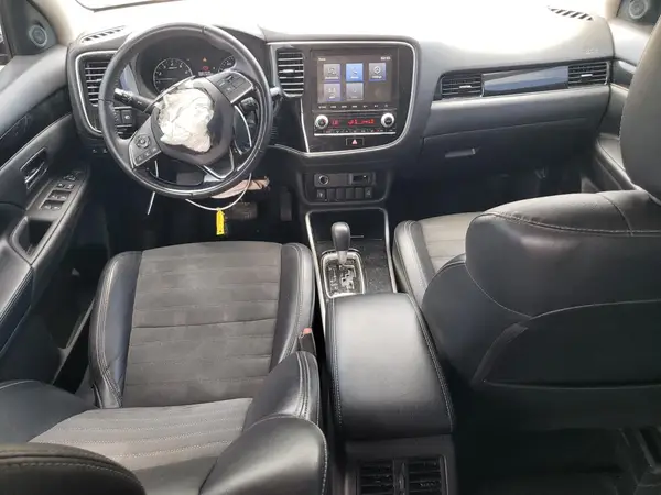 JA4AD3A31LZ043954 2020 MITSUBISHI OUTLANDER - Image 8