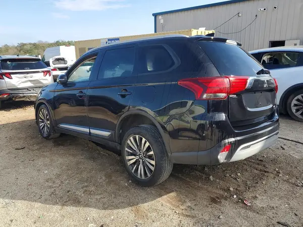 JA4AD3A31LZ045686 2020 MITSUBISHI OUTLANDER - Image 2
