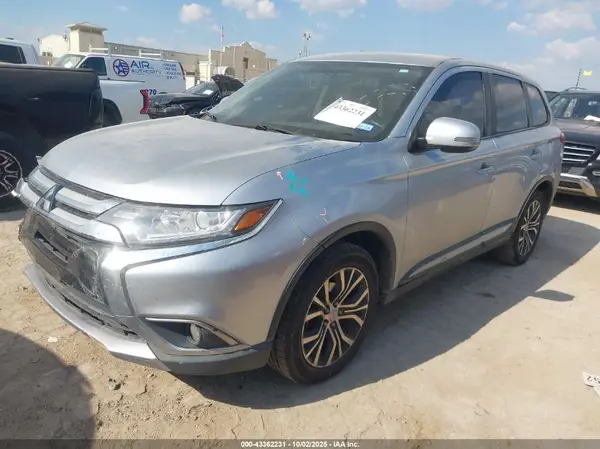 JA4AD3A32GZ000391 2016 MITSUBISHI OUTLANDER - Image 2