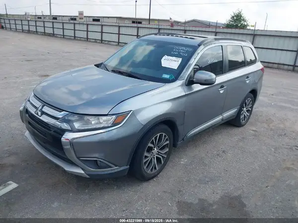 JA4AD3A32GZ002366 2016 MITSUBISHI OUTLANDER - Image 2