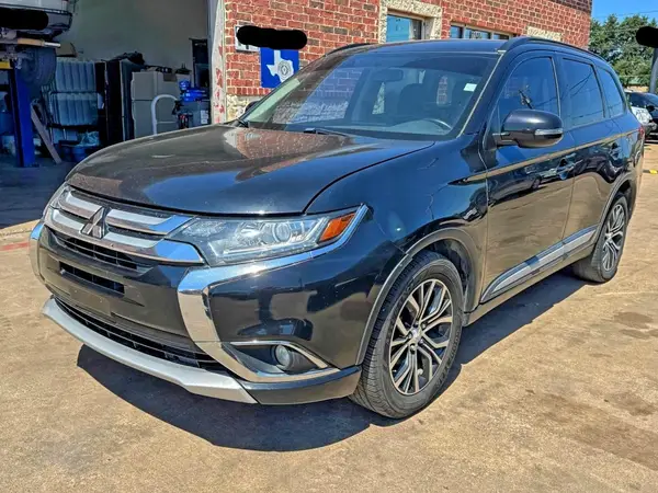 JA4AD3A32GZ004716 2016 MITSUBISHI OUTLANDER - Image 2