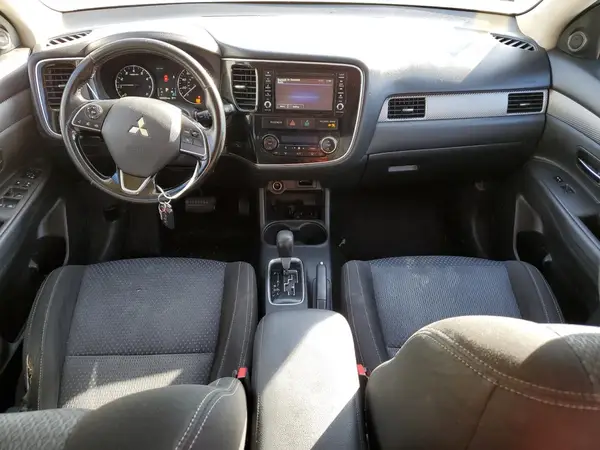JA4AD3A32GZ007406 2016 MITSUBISHI OUTLANDER - Image 8