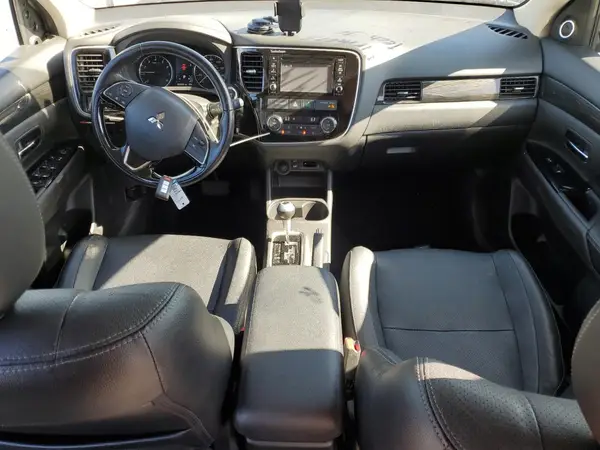 JA4AD3A32GZ011097 2016 MITSUBISHI OUTLANDER - Image 8