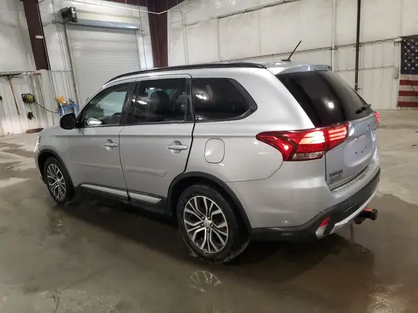 JA4AD3A32GZ011312 2016 MITSUBISHI OUTLANDER - Image 2