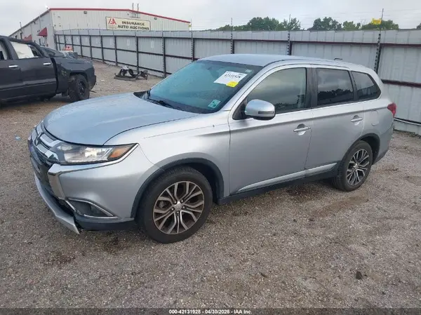 JA4AD3A32GZ017062 2016 MITSUBISHI OUTLANDER - Image 2