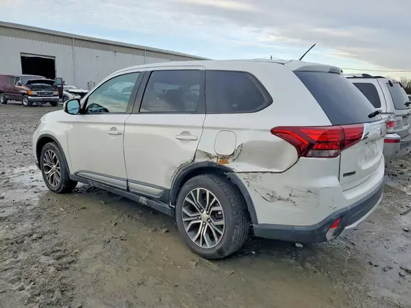 JA4AD3A32GZ017840 2016 MITSUBISHI OUTLANDER - Image 2