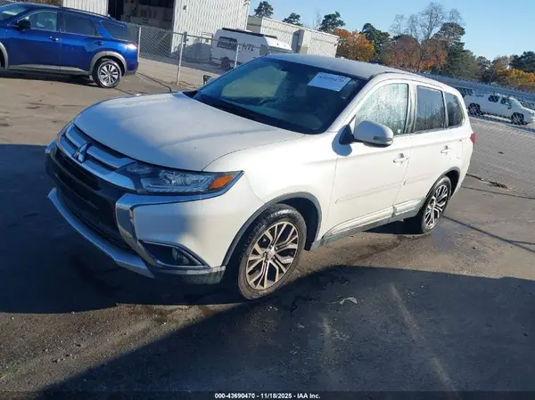 JA4AD3A32GZ017868 2016 MITSUBISHI OUTLANDER - Image 2
