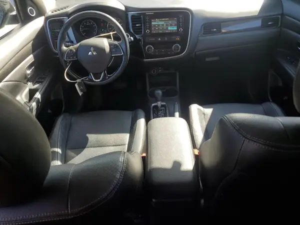 JA4AD3A32GZ019748 2016 MITSUBISHI OUTLANDER - Image 8