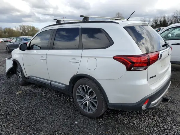 JA4AD3A32GZ022858 2016 MITSUBISHI OUTLANDER - Image 2