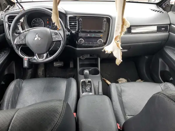 JA4AD3A32GZ026666 2016 MITSUBISHI OUTLANDER - Image 8