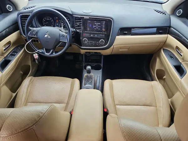 JA4AD3A32GZ027798 2016 MITSUBISHI OUTLANDER - Image 8