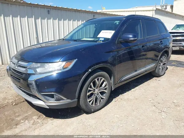 JA4AD3A32GZ033472 2016 MITSUBISHI OUTLANDER - Image 2