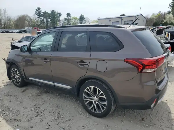 JA4AD3A32GZ043855 2016 MITSUBISHI OUTLANDER - Image 2