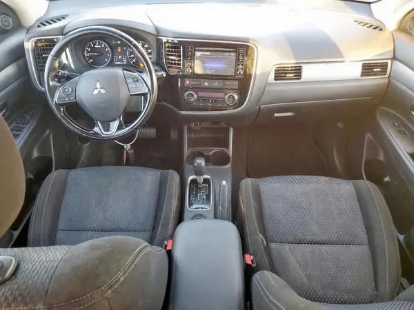 JA4AD3A32GZ044732 2016 MITSUBISHI OUTLANDER - Image 8