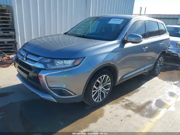 JA4AD3A32GZ050479 2016 MITSUBISHI OUTLANDER - Image 2