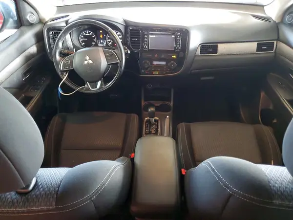 JA4AD3A32GZ052068 2016 MITSUBISHI OUTLANDER - Image 8