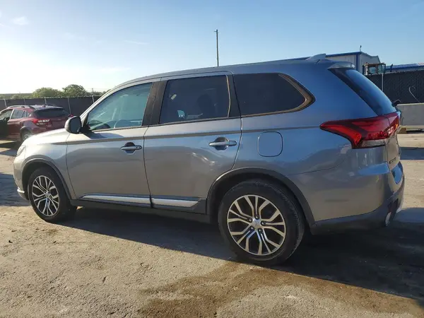 JA4AD3A32HZ052301 2017 MITSUBISHI OUTLANDER - Image 2