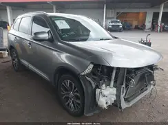 JA4AD3A32HZ058678 2017 MITSUBISHI OUTLANDER