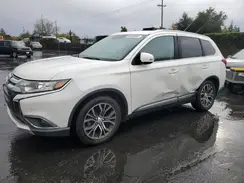JA4AD3A32HZ064948 2017 MITSUBISHI OUTLANDER