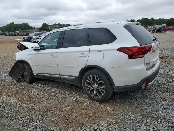 JA4AD3A32HZ066716 2017 MITSUBISHI OUTLANDER - Image 2