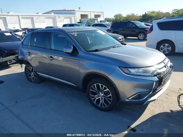 JA4AD3A32JJ001921 2018 MITSUBISHI OUTLANDER - Image 1