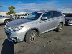 JA4AD3A32JJ005371 2018 MITSUBISHI OUTLANDER