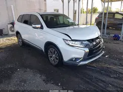 JA4AD3A32JZ001953 2018 MITSUBISHI OUTLANDER