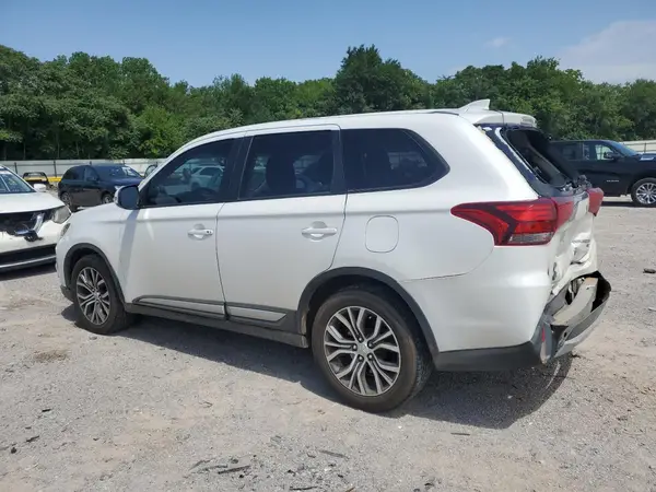 JA4AD3A32JZ023273 2018 MITSUBISHI OUTLANDER - Image 2