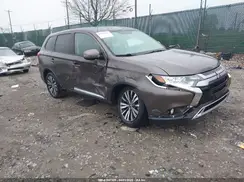 JA4AD3A32KZ005793 2019 MITSUBISHI OUTLANDER
