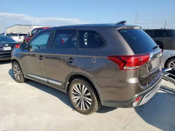 JA4AD3A32KZ012548 2019 MITSUBISHI OUTLANDER - Image 2