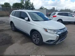 JA4AD3A32KZ031469 2019 MITSUBISHI OUTLANDER