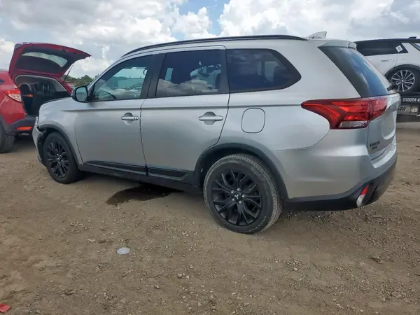 JA4AD3A32KZ031682 2019 MITSUBISHI OUTLANDER - Image 2