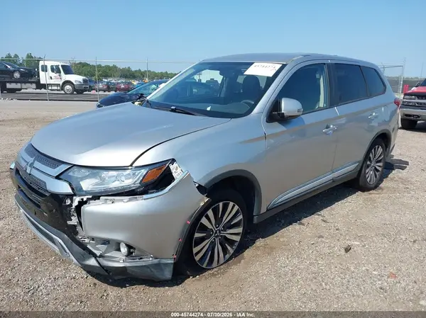 JA4AD3A32KZ031701 2019 MITSUBISHI OUTLANDER - Image 2