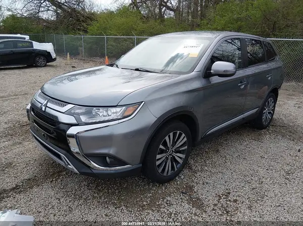 JA4AD3A32KZ034002 2019 MITSUBISHI OUTLANDER - Image 2
