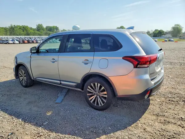 JA4AD3A32KZ035148 2019 MITSUBISHI OUTLANDER - Image 2
