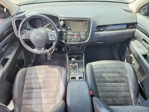 JA4AD3A32KZ035389 2019 MITSUBISHI OUTLANDER - Image 8