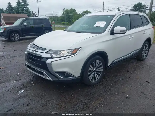 JA4AD3A32KZ036834 2019 MITSUBISHI OUTLANDER - Image 2