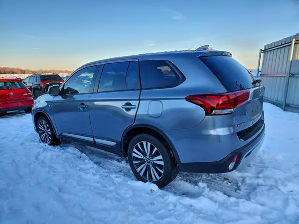 JA4AD3A32KZ043962 2019 MITSUBISHI OUTLANDER - Image 2