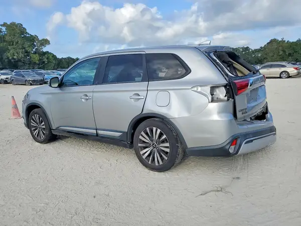 JA4AD3A32KZ047655 2019 MITSUBISHI OUTLANDER - Image 2