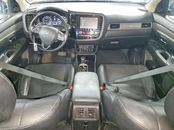 JA4AD3A32LJ001419 2020 MITSUBISHI OUTLANDER - Image 8